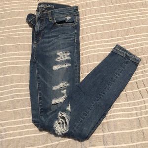 Distressed American Eagle skinny jeans